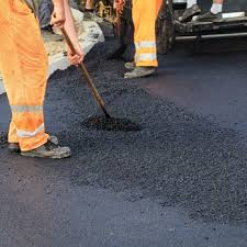 Driveway Snow Removal Preparation in Hicksville, NY